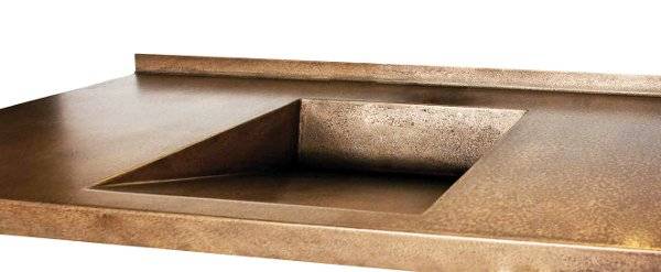 vier en bronze