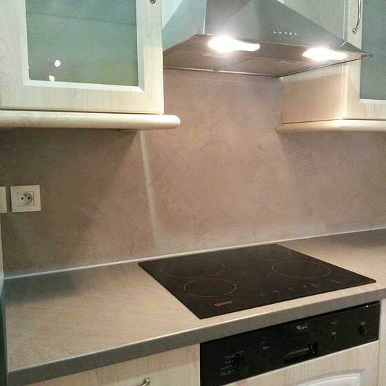 plan de travail avec plaque de cuisson